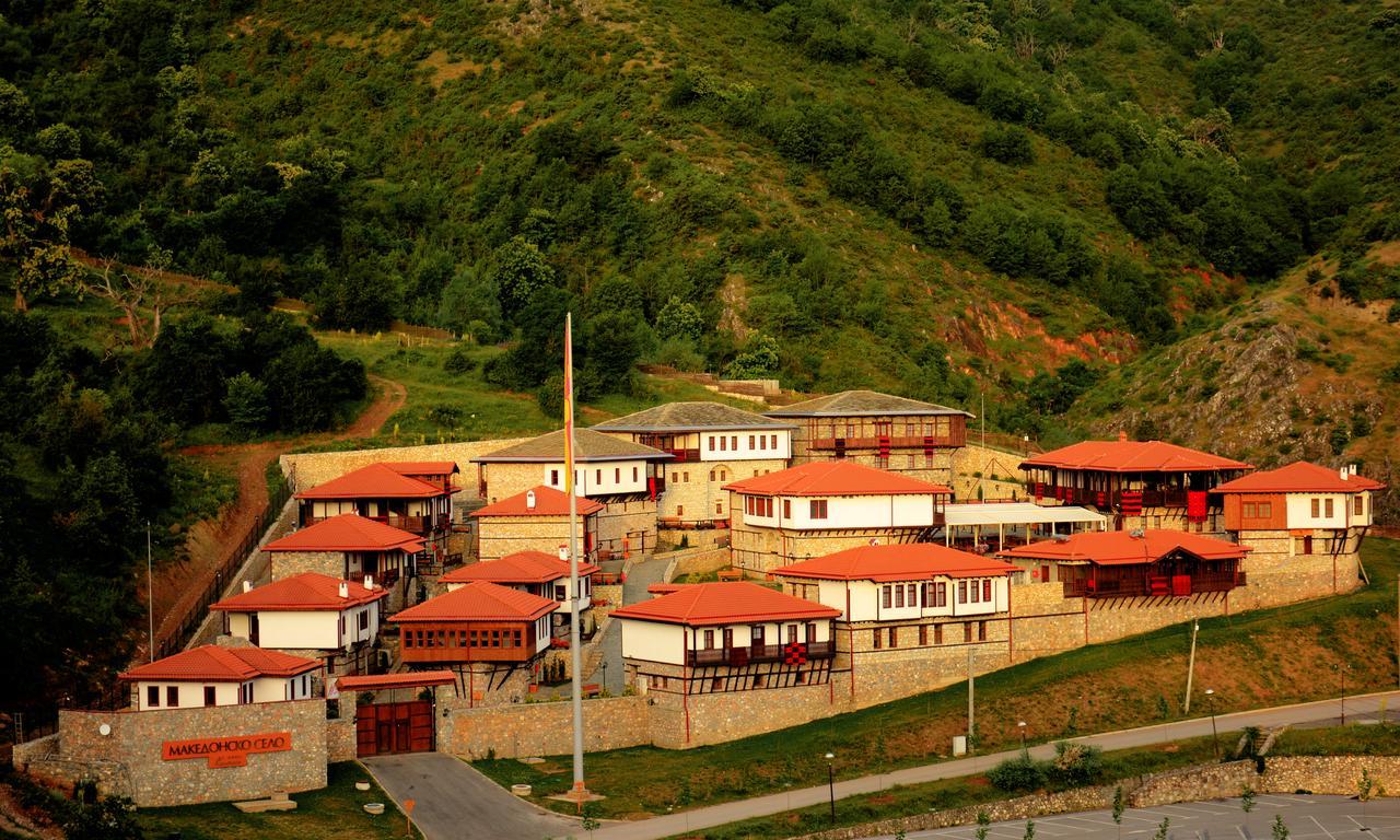 Macedonian Village Hotel & Resort 斯科普里 外观 照片