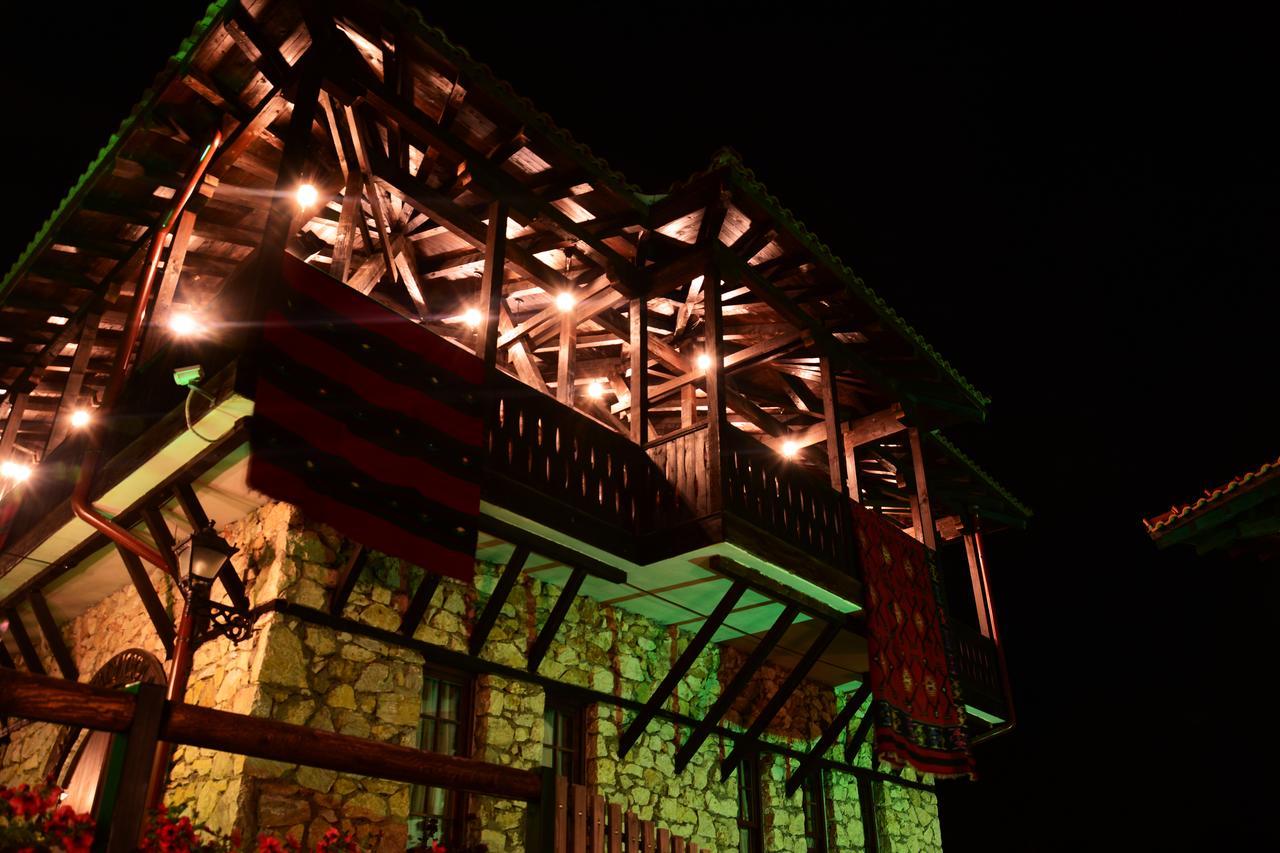 Macedonian Village Hotel & Resort 斯科普里 外观 照片