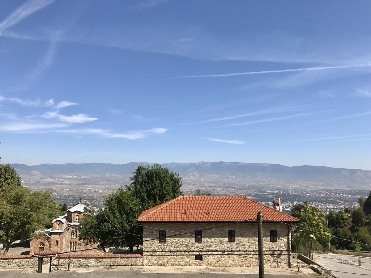 Macedonian Village Hotel & Resort 斯科普里 外观 照片