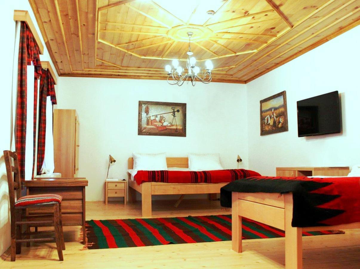 Macedonian Village Hotel & Resort 斯科普里 外观 照片
